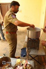 Naara Rohith Cooks Fish Curry on The Sets of Shamanthakamani Movie